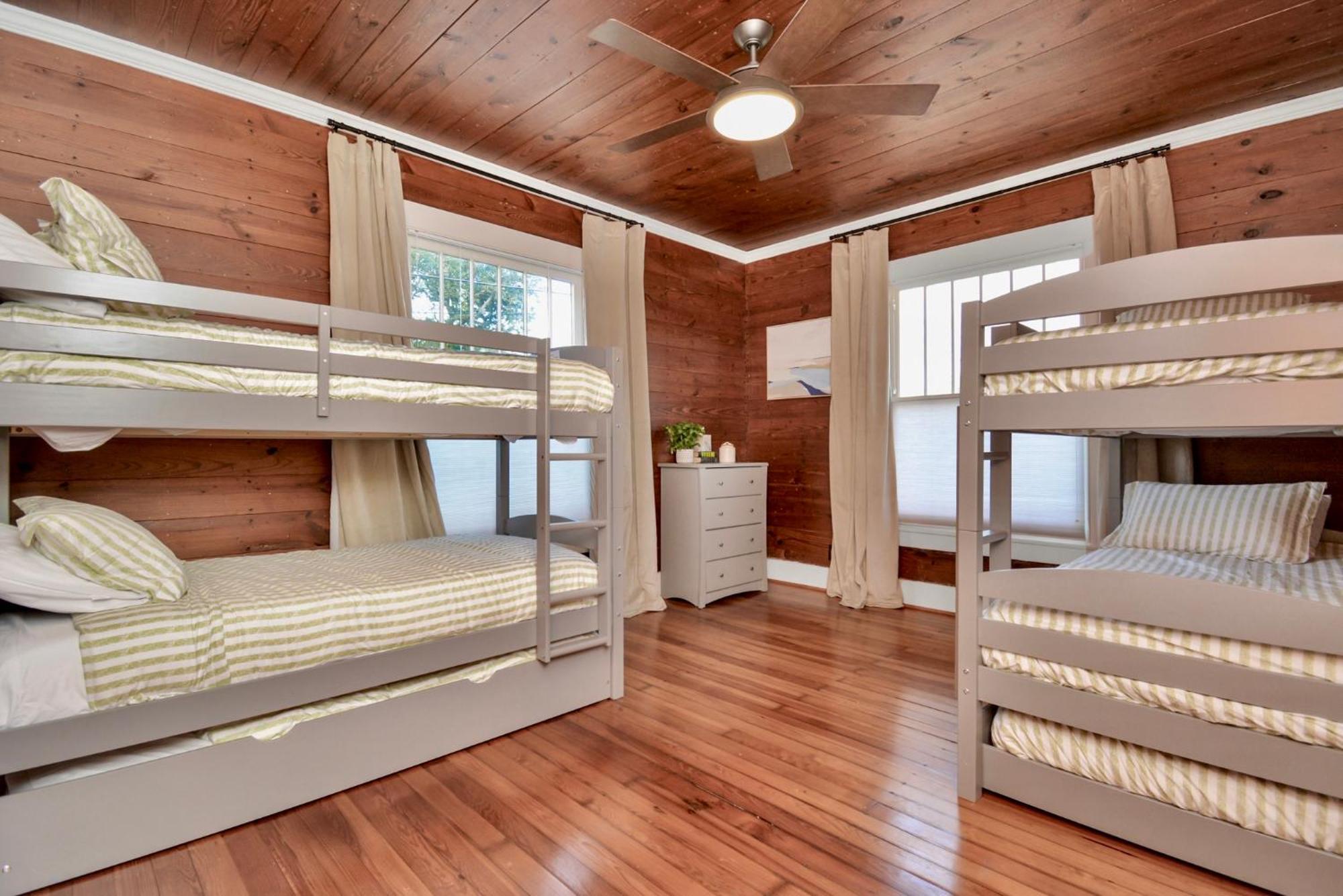 Coastal Craftsman- Walk To Beach & Pleasure Pier- As Seen On 'Restoring Galveston' Ngoại thất bức ảnh