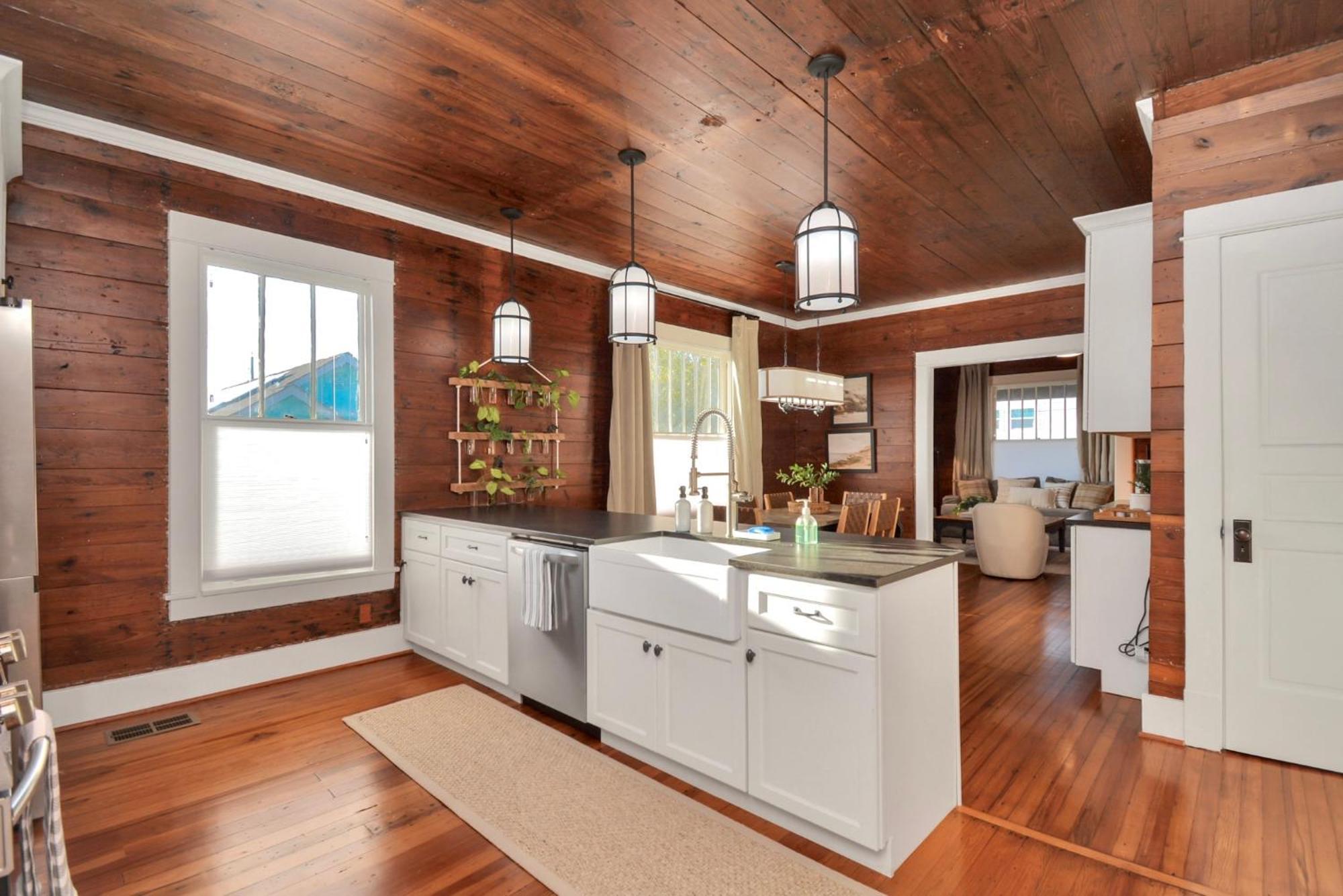Coastal Craftsman- Walk To Beach & Pleasure Pier- As Seen On 'Restoring Galveston' Ngoại thất bức ảnh
